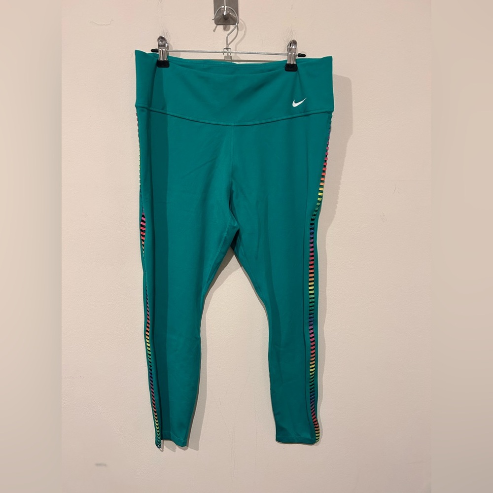 Nike leggings